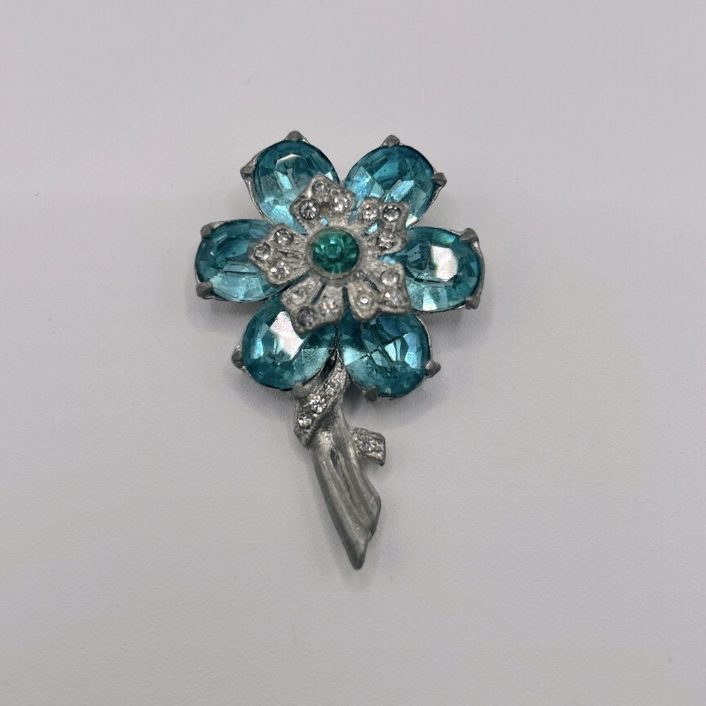 Vintage Blue Turquoise Flower Brooch Silvertone Rhinestones and faceted …​​​​​​​ - Picture 4 of 7
